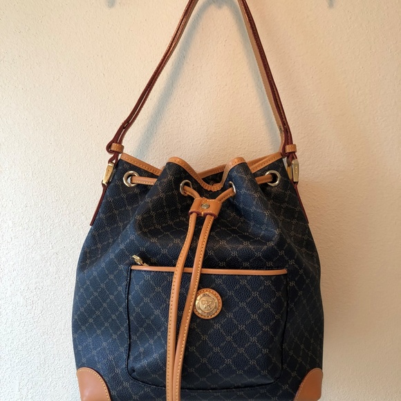 Mint Condition Rioni adustible  shoulder straps - Picture 7 of 8